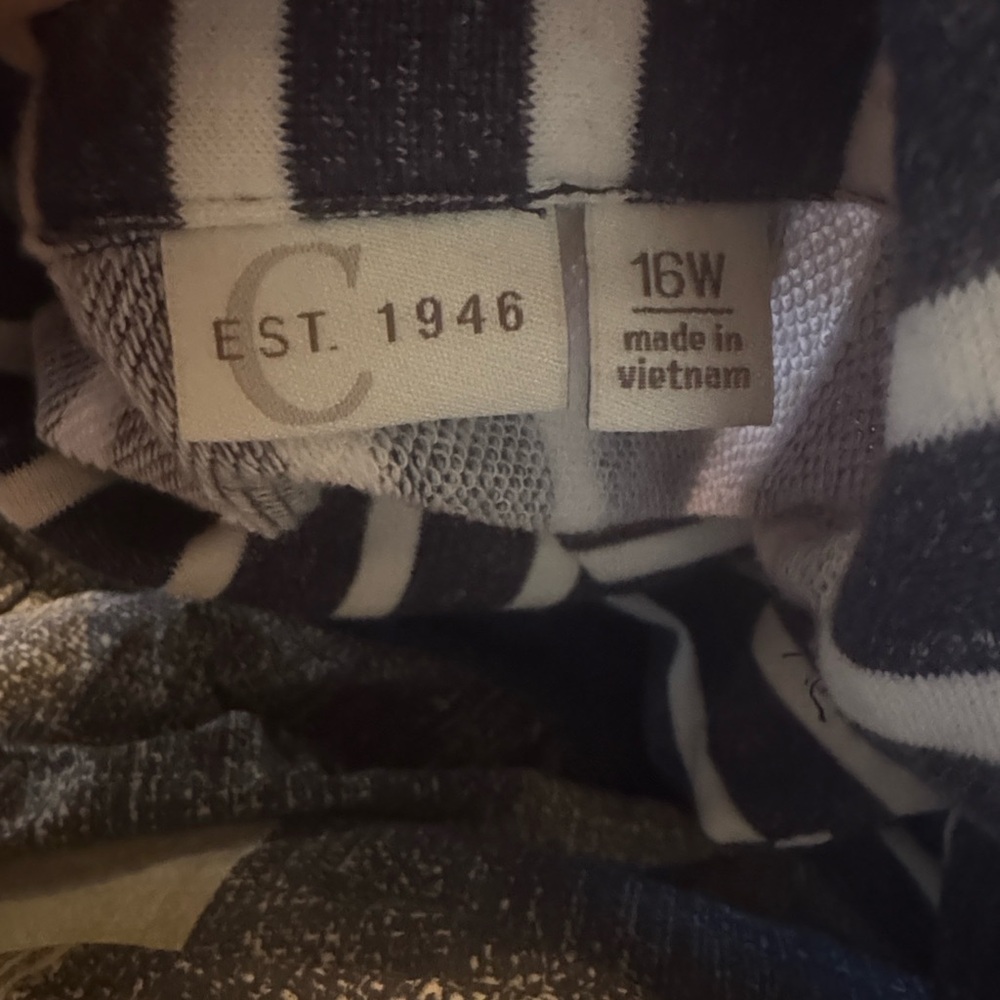 Striped Sweater - Picture 4 of 4